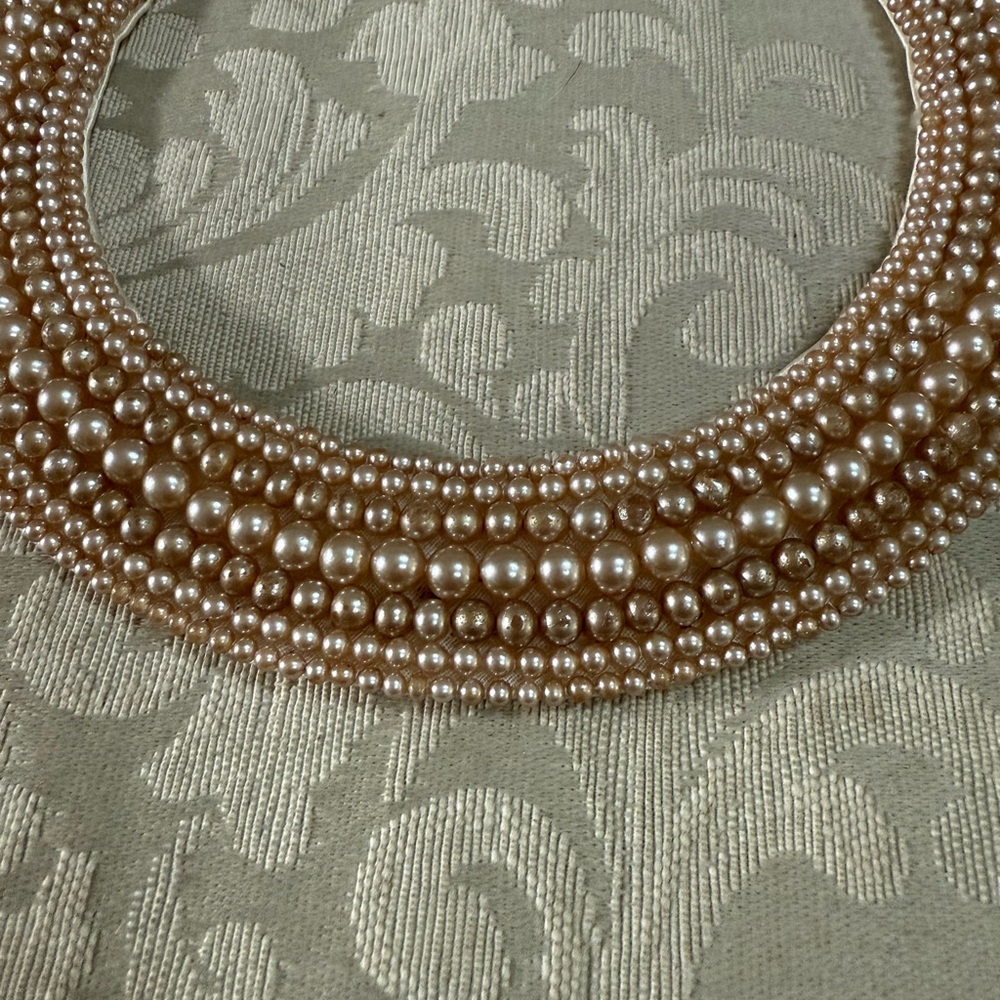 Pearl Collar Necklace - Picture 5 of 10